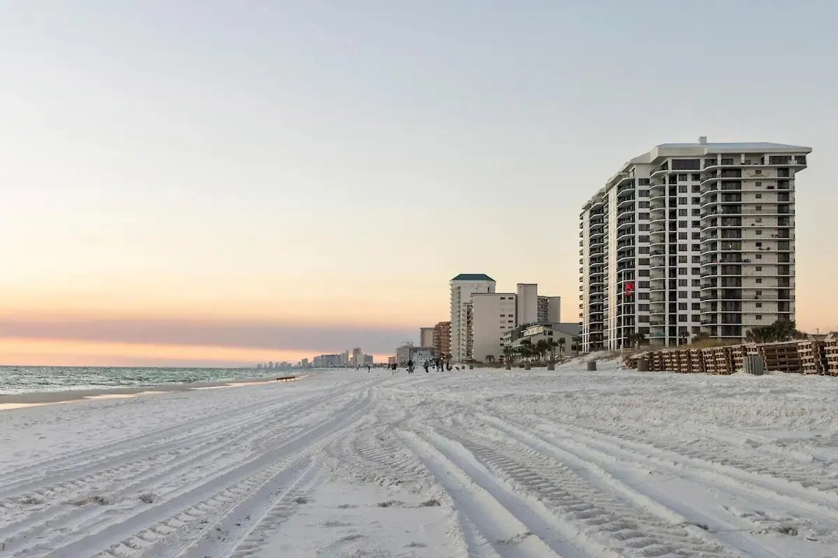 Oceanview Oasis - Relax With Hot Tub, Breakfast, Fire Pit & Putting Green! Panama City Beach United States