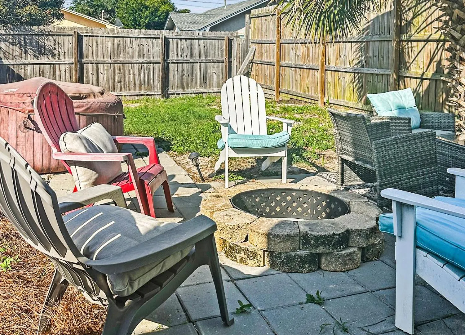 Oceanview Oasis - Relax With Hot Tub, Breakfast, Fire Pit & Putting Green! Panama City Beach Holiday home