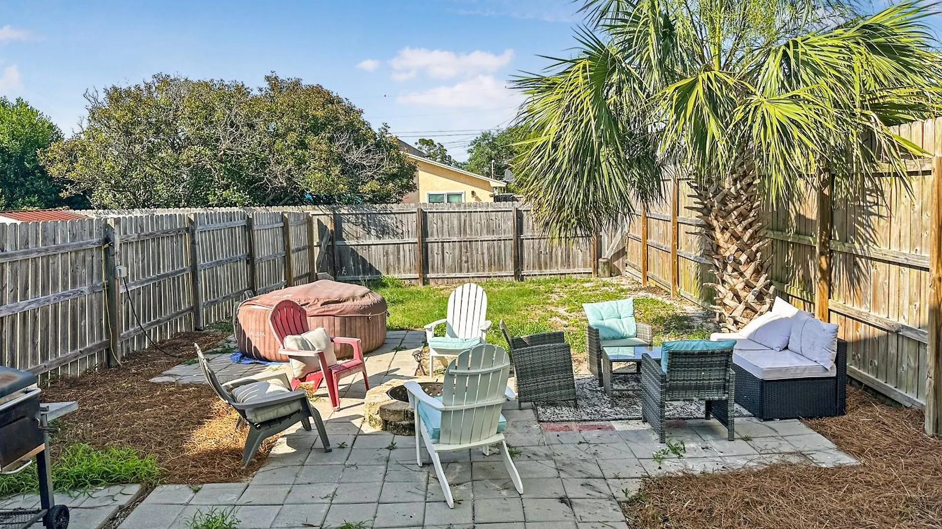 Oceanview Oasis - Relax With Hot Tub, Breakfast, Fire Pit & Putting Green! Panama City Beach Holiday home